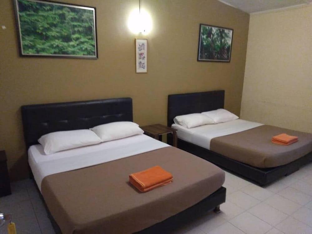Rovers Inn Cameron Highlands Eksteriør bilde