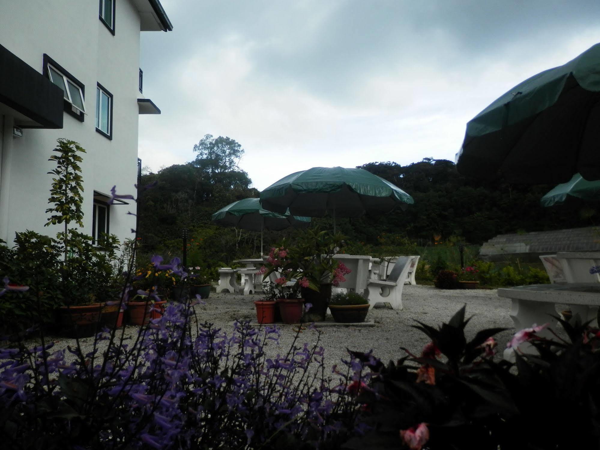 Rovers Inn Cameron Highlands Eksteriør bilde